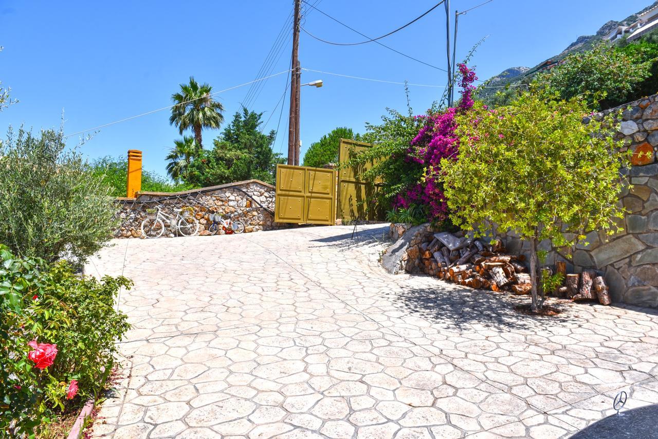 Verga Villas Resort Kalamata Exterior foto